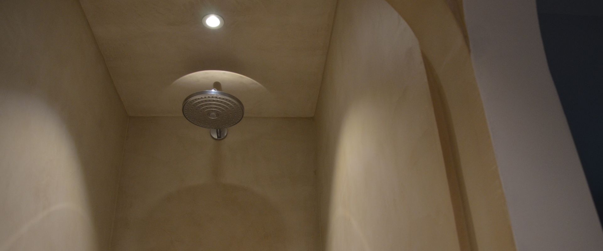 Douche voûtée en Mortex